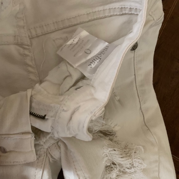 white ripped jeans - Picture 2 of 2